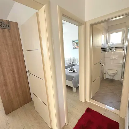 Misic Apartment Trogir